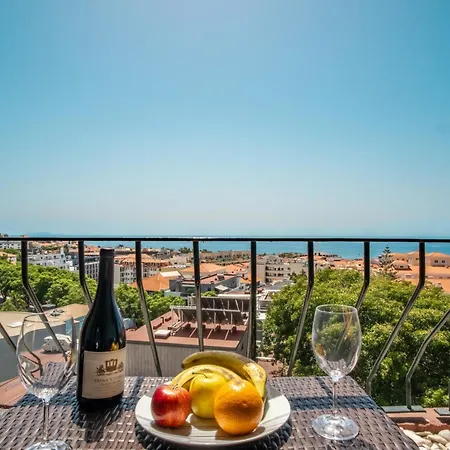 Elias Garcia T3 Apartment *