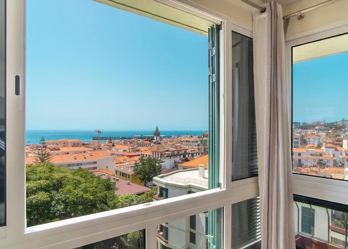 شقة Elias Garcia T3 *