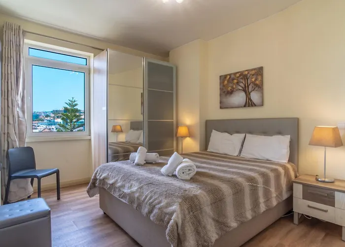 Elias Garcia T3 شقة فونشال